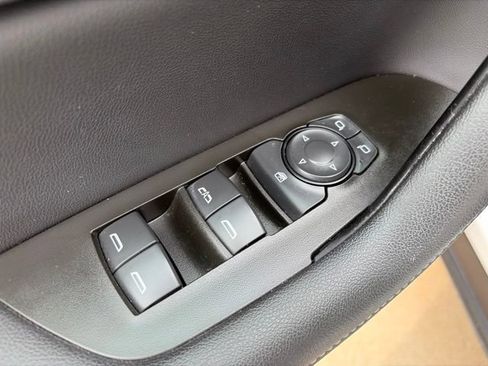 Used 2021 Chevrolet Blazer LT FWD image 10