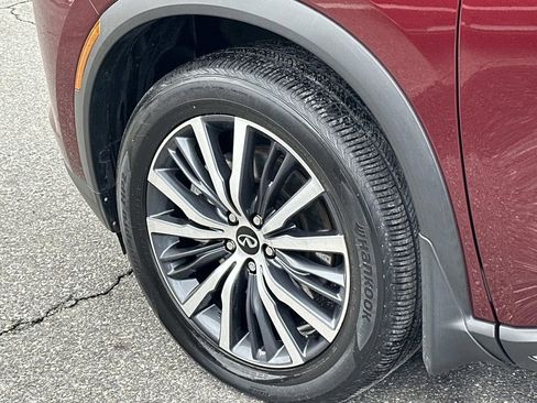 Used 2023 INFINITI QX60 Sensory w/ Cargo Package image 40