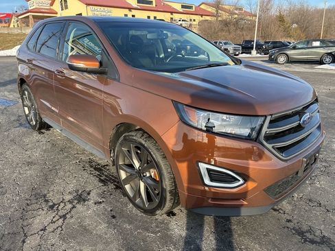 Used 2017 Ford Edge Sport w/ Cold Weather Package image 3