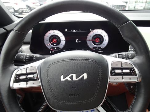 Used 2024 Kia Telluride SX X-Pro image 22