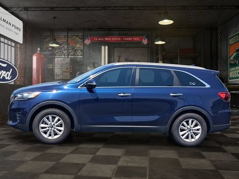 Used 2019 Kia Sorento FWD w/ Option Group 020 image 3