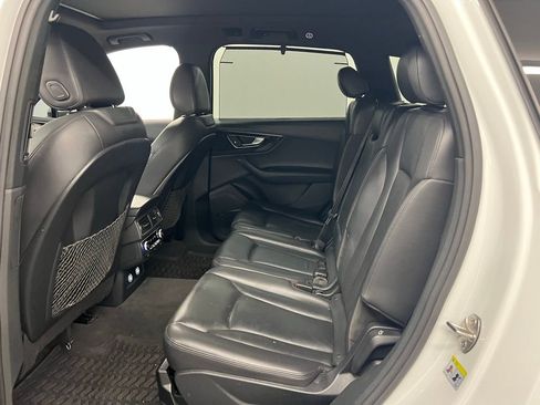 Used 2019 Audi Q7 3.0T Prestige w/ Prestige Package image 8