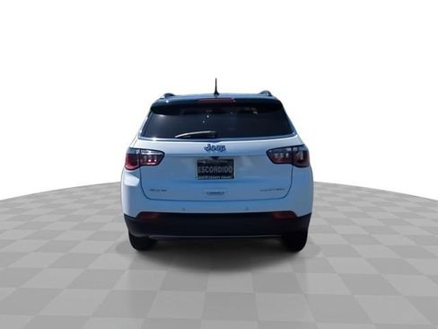 Used 2022 Jeep Compass Limited AWD/4WD image 8