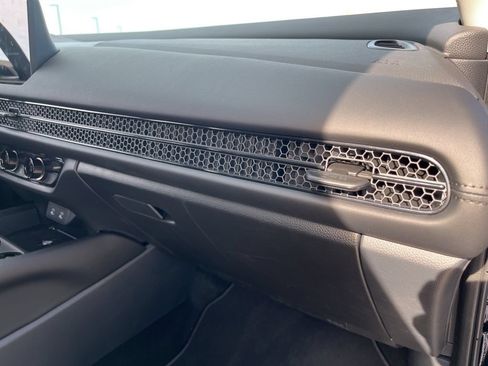 Certified 2026 Honda HR-V LX image 29