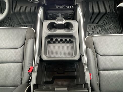 New 2026 RAM 1500 Laramie w/ Night Edition image 11