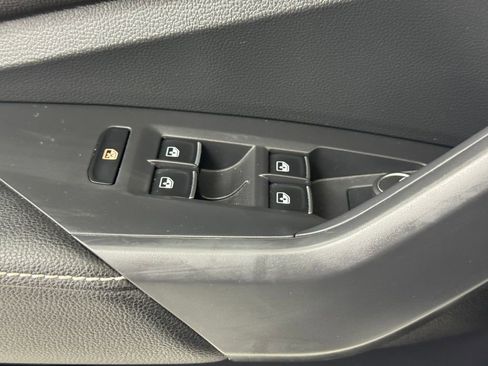 Used 2023 Volkswagen Jetta Sport image 24