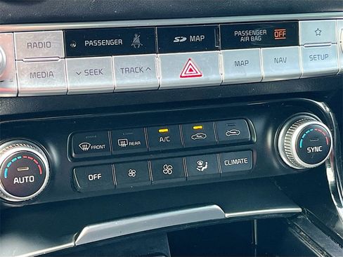 Used 2020 Kia Stinger GT2 image 16