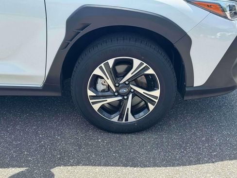 Used 2024 Subaru Crosstrek 2.0i Premium AWD/4WD image 10