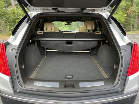 Used 2018 Cadillac XT5 Premium Luxury FWD image 44