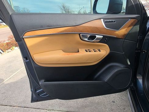 Used 2018 Volvo XC90 T6 Inscription w/ Convenience Package image 23