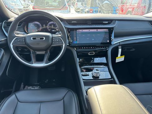 New 2026 Jeep Grand Cherokee Limited image 7