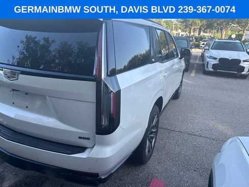Used 2022 Cadillac Escalade Sport Platinum AWD/4WD image 5