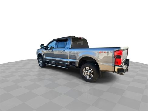 Used 2025 Ford F250 Lariat image 6