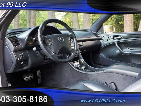 Used 2001 Mercedes-Benz CLK 55 AMG Coupe image 2