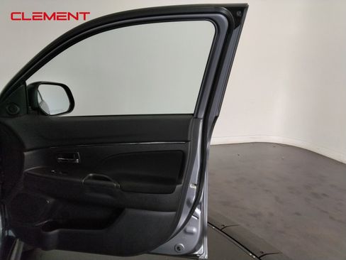 Used 2024 Mitsubishi Outlander Sport ES image 28