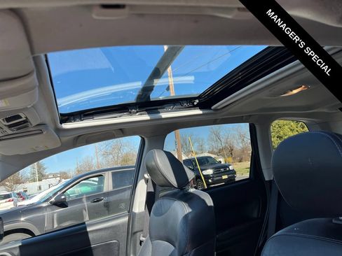 Used 2017 Subaru Forester 2.5i Limited AWD/4WD image 10