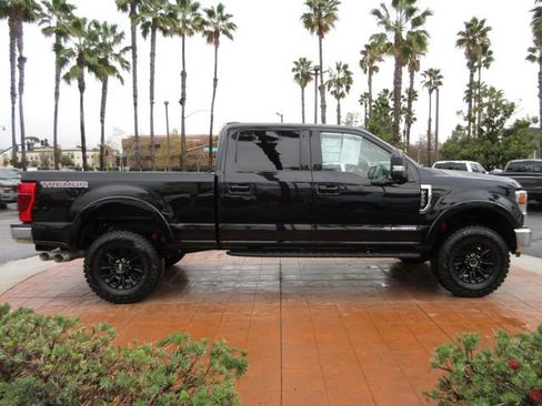 Certified 2020 Ford F250 Lariat w/ Tremor Off-Road Package image 5