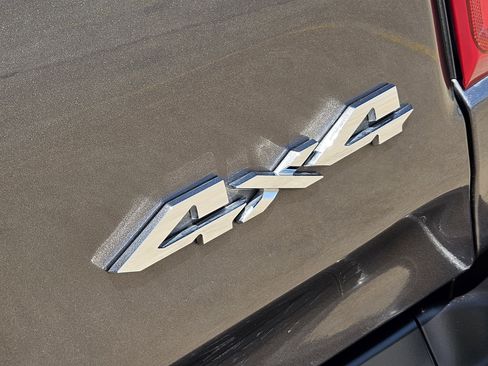 Used 2023 RAM 1500 Limited w/ Body Color Bumper Group AWD/4WD image 30