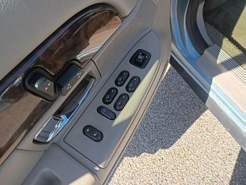 Used 2008 Mercury Grand Marquis LS image 9