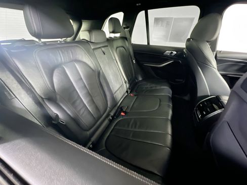 Used 2019 BMW X5 xDrive40i w/ Convenience Package image 27
