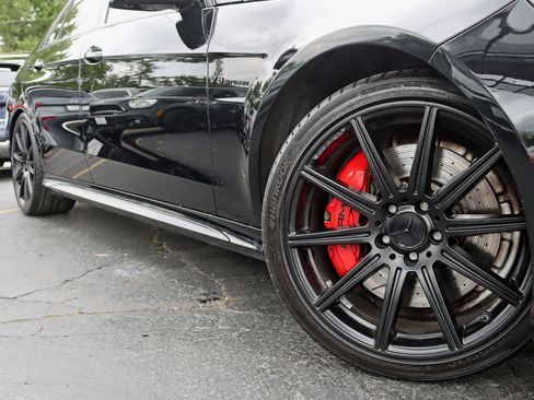 Used 2015 Mercedes-Benz E 63 AMG S-Model image 5