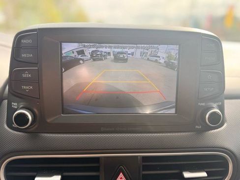Used 2018 Hyundai Kona SEL AWD/4WD image 19