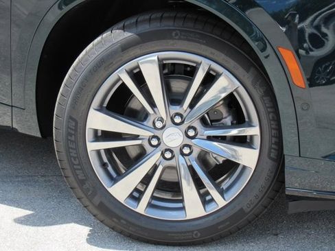 New 2025 Cadillac XT6 Premium Luxury w/ Technology Package image 7