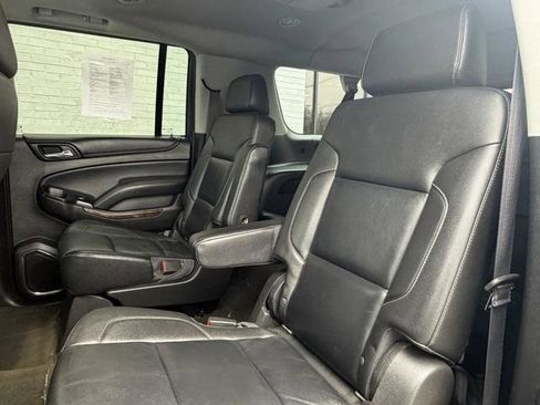 Used 2016 Chevrolet Suburban LT image 26