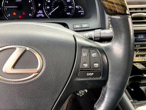 Used 2016 Lexus LS 460 AWD w/ Comfort Package image 25