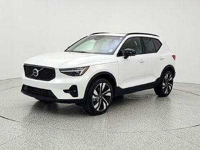 Certified 2025 Volvo XC40 B5 Ultra