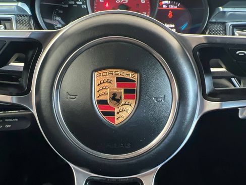 Used 2018 Porsche Macan GTS AWD/4WD image 61