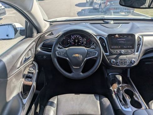 Used 2024 Chevrolet Malibu LT FWD image 15