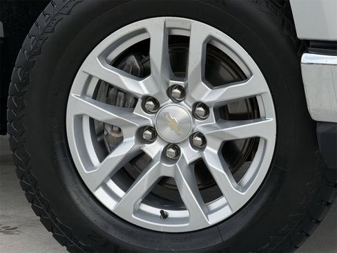 Used 2020 Chevrolet Silverado 1500 LT w/ Texas Edition image 10