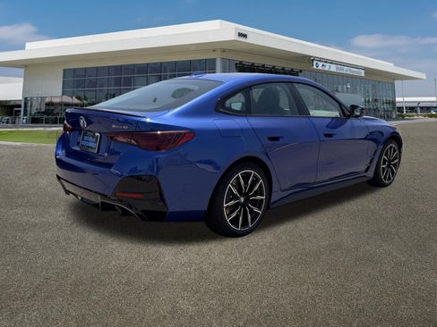 New 2026 BMW i4 xDrive40i AWD/4WD image 11