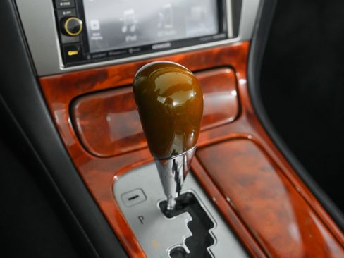 Used 2006 Lexus SC 430 Convertible image 36