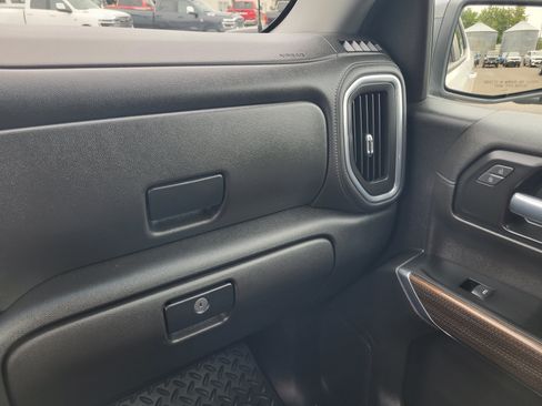 Used 2021 Chevrolet Silverado 1500 RST w/ Z71 Off-Road Package AWD/4WD image 25