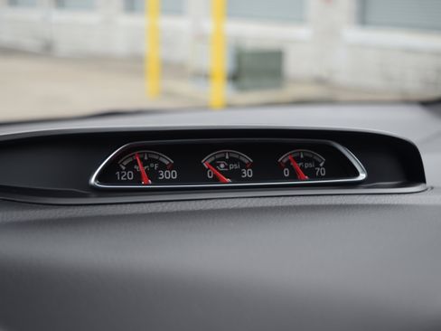 Used 2017 Ford Focus ST image 9