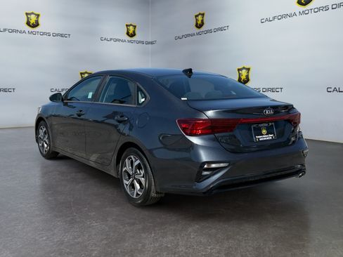 Used 2021 Kia Forte LXS FWD image 3