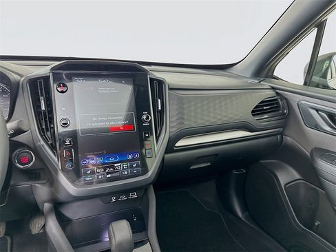 Used 2025 Subaru Forester Premium w/ Convenience Package #2 image 20