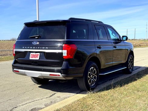 Used 2022 Ford Expedition XLT image 6