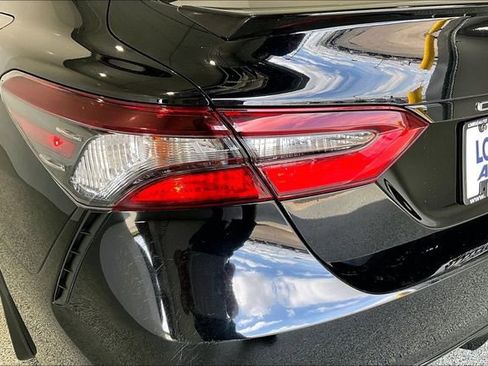 Used 2024 Toyota Camry SE FWD image 40