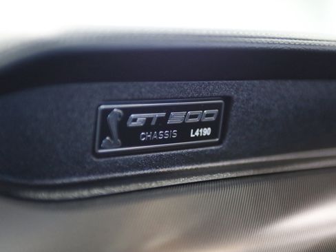 Used 2020 Ford Mustang Shelby GT500 w/ Technology Package RWD image 32