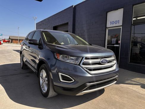 Used 2018 Ford Edge SEL image 2
