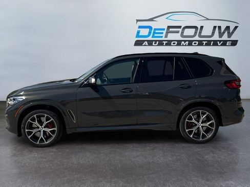 Used 2023 BMW X5 M50i w/ Executive Package image 6