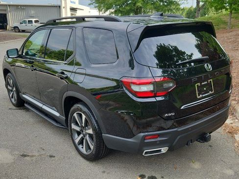 Certified 2024 Honda Pilot Elite image 5