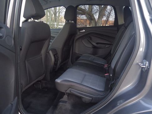 Used 2014 Ford Escape SE w/ Equipment Group 201A image 16