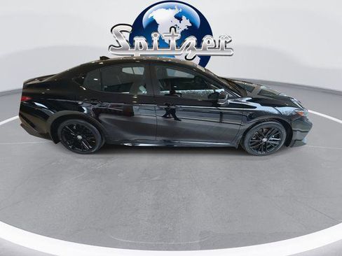 Certified 2025 Toyota Camry SE image 9