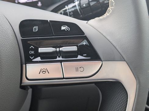 New 2026 Hyundai Elantra Sport FWD image 27