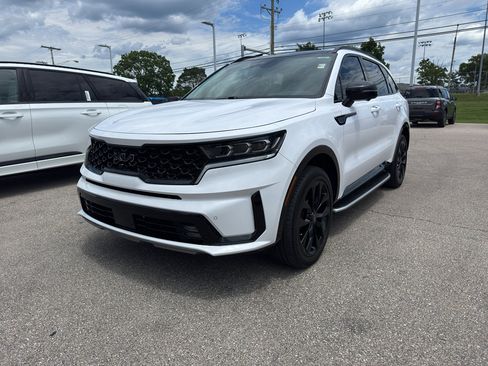 Used 2023 Kia Sorento SX AWD/4WD image 4