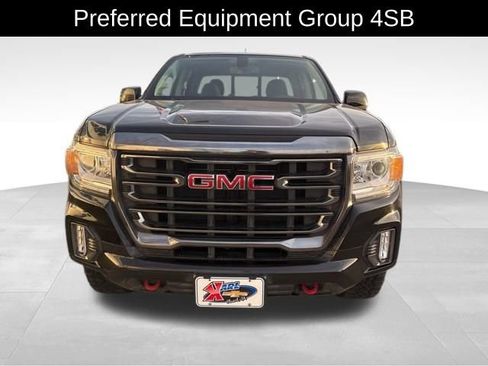 Used 2022 GMC Canyon AT4 image 2